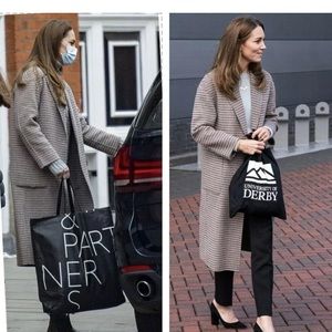 ASO Duchess of Cambridge Kate Middleton Massimo Dutti Beige Checked Coat NWT